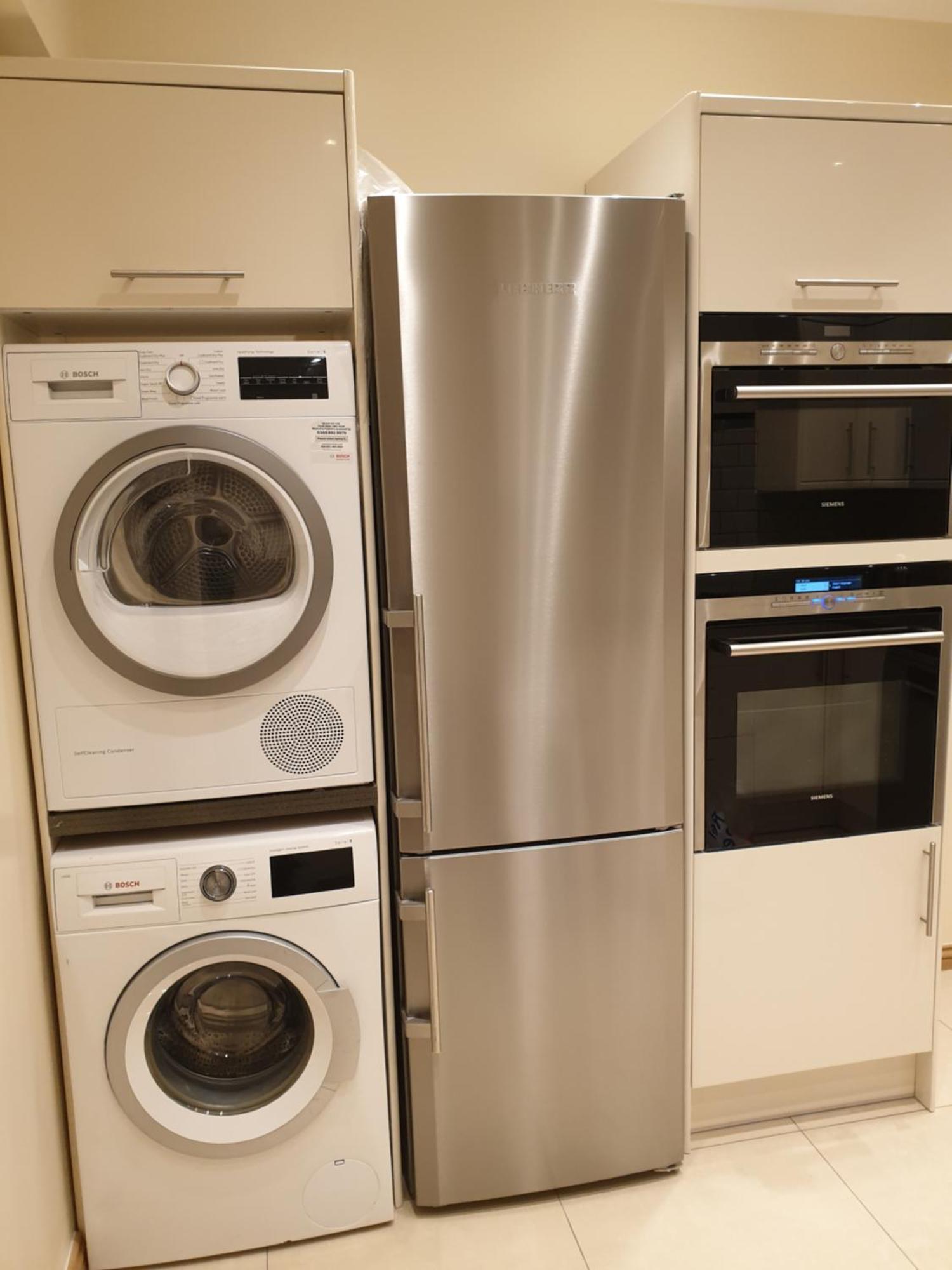 London Luxury Apartments 3 Bedroom Sleeps 8 With 3 Bathrooms 5 Mins Walk To Tube Station Free Parking Ilford Eksteriør bilde